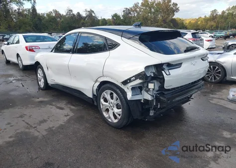 2022 Ford Mustang Mach-E Premium z USA, uszkodzony, nr VIN 3FMTK3SS9NMA05110